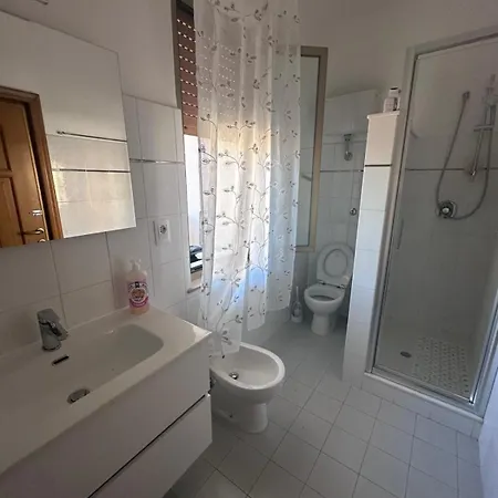House Apartment *